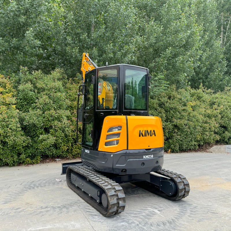 Excavator de 4 tone de vânzare