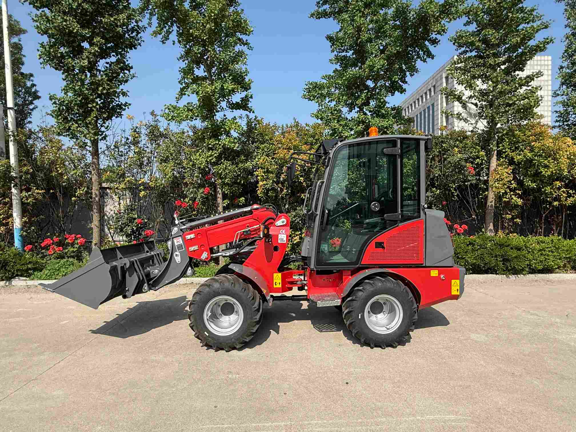 İyi Kompakt Yükleyici