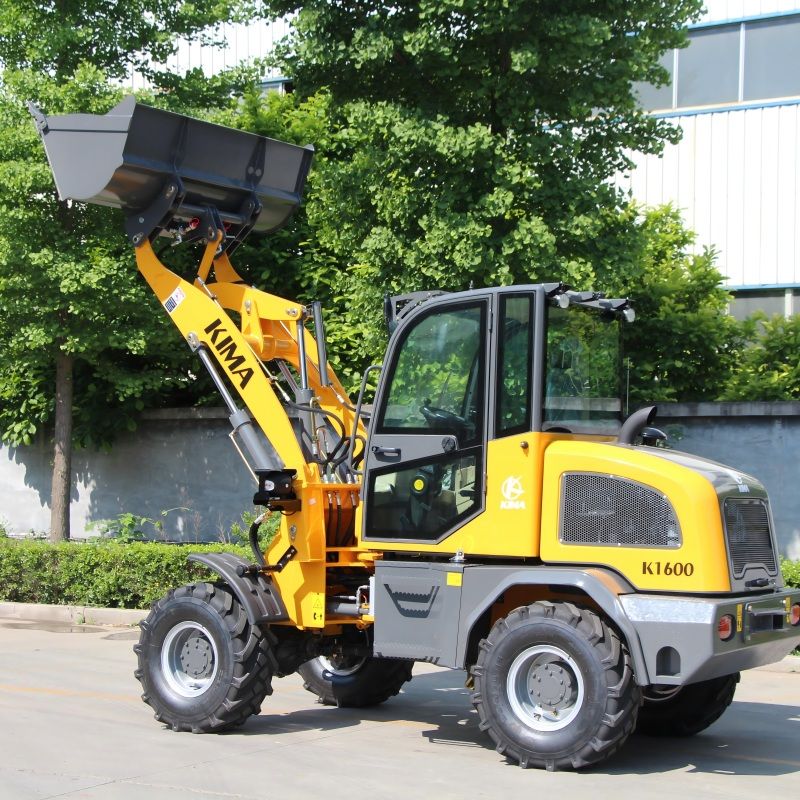 Tractor cu încărcător frontal de vânzare